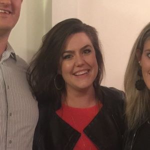 Meet your Posher, Lisa marie